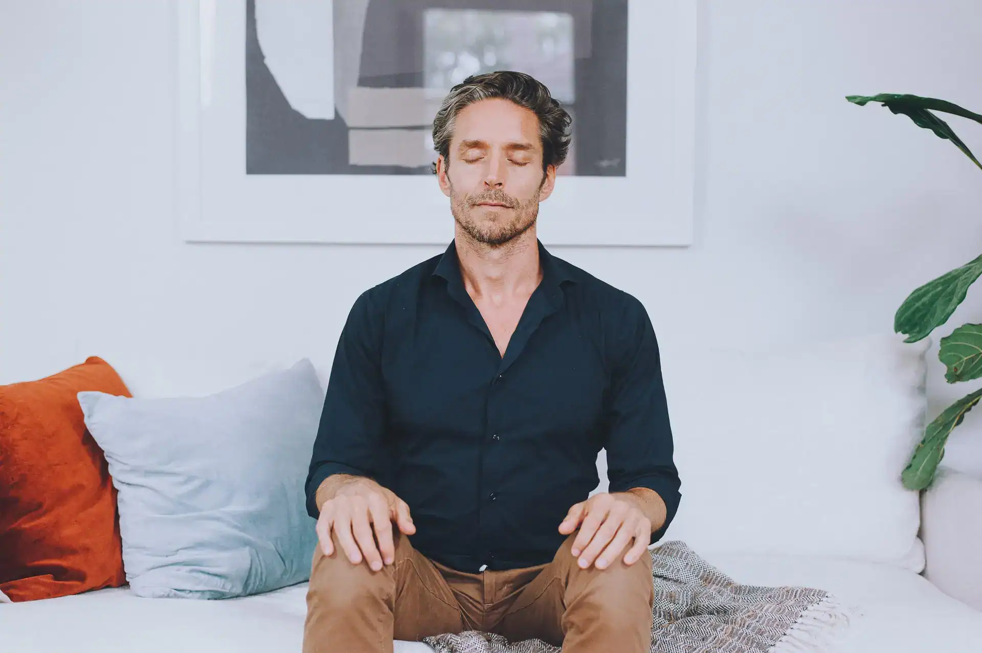 Dr Richard Chambers practicing mindfulness meditation